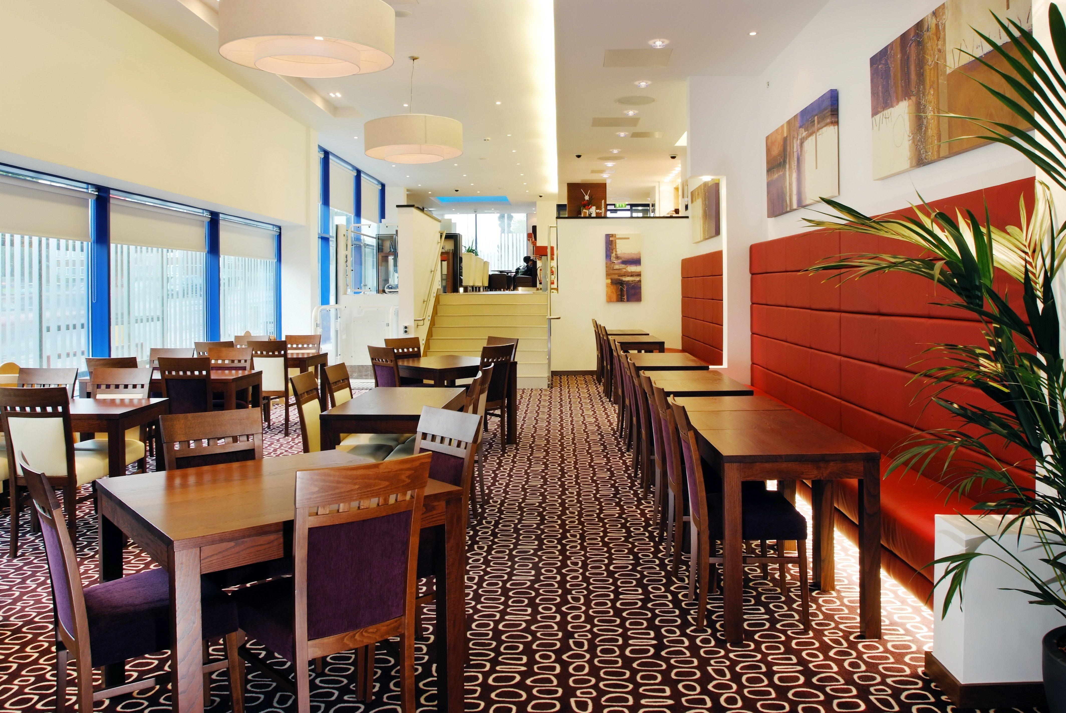 Holiday Inn Express London Golders Green, An Ihg Hotel Finchley Restaurant photo